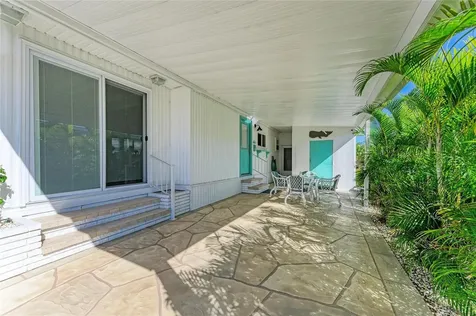 8 S Buena Vista Avenue Englewood FL 34223