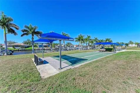 8 S Buena Vista Avenue Englewood FL 34223