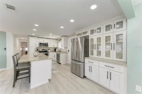 8 S Buena Vista Avenue Englewood FL 34223