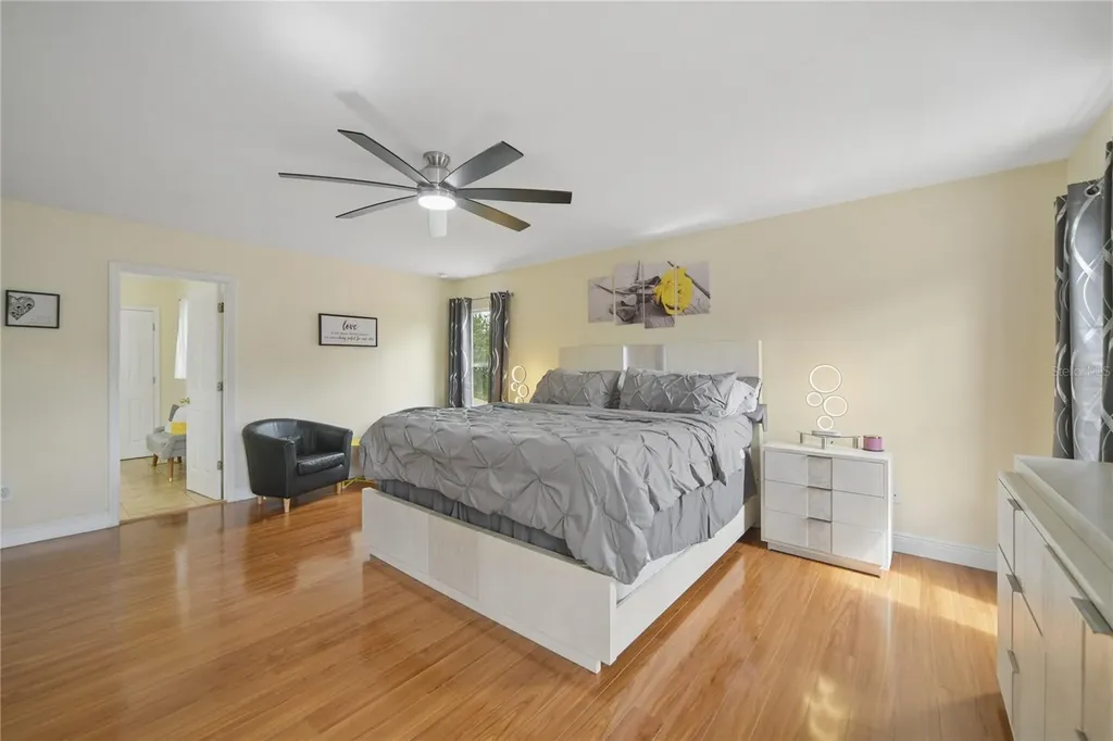13619 Phoenix Drive Orlando FL 32828