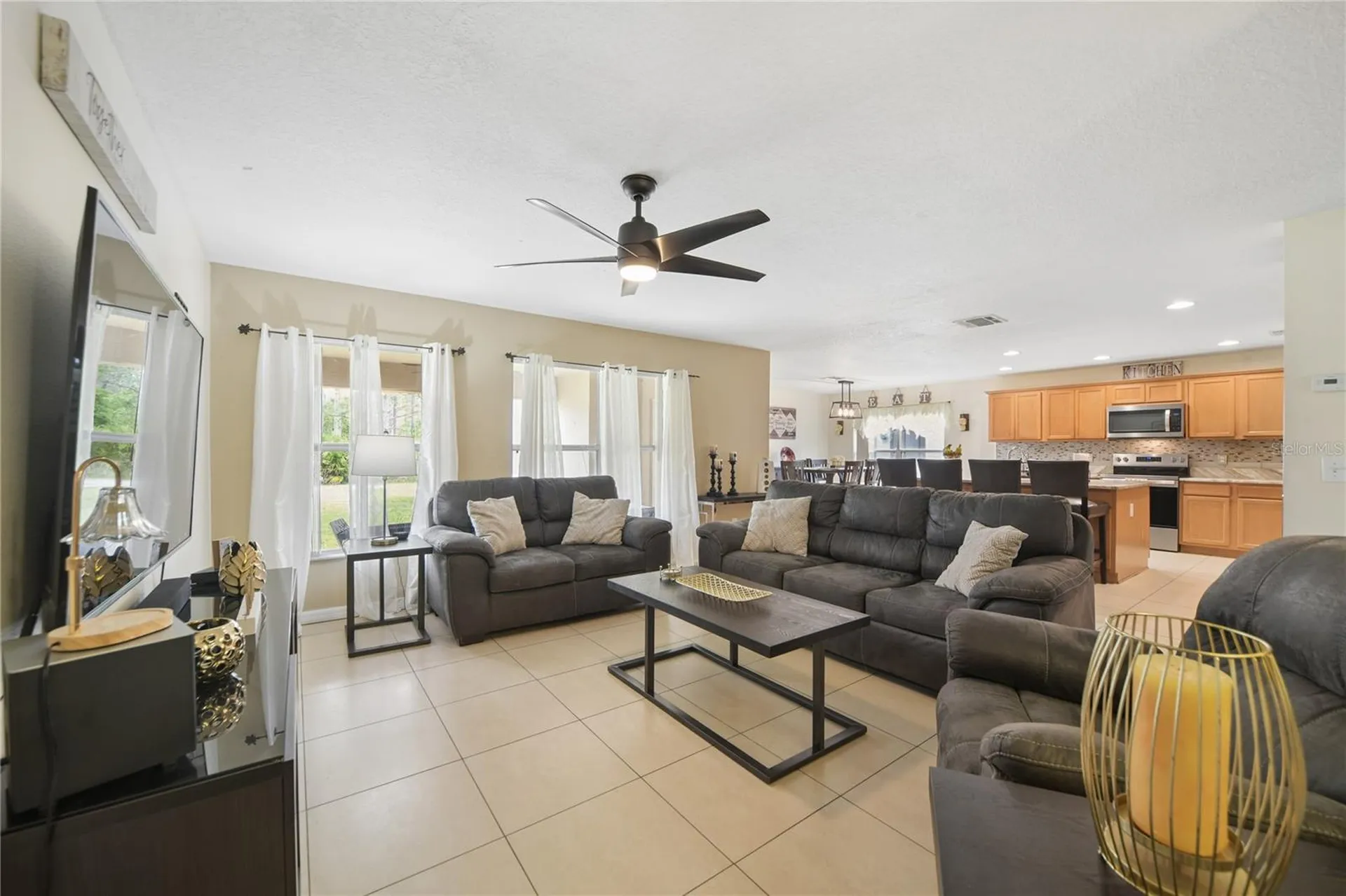 13619 Phoenix Drive Orlando FL 32828