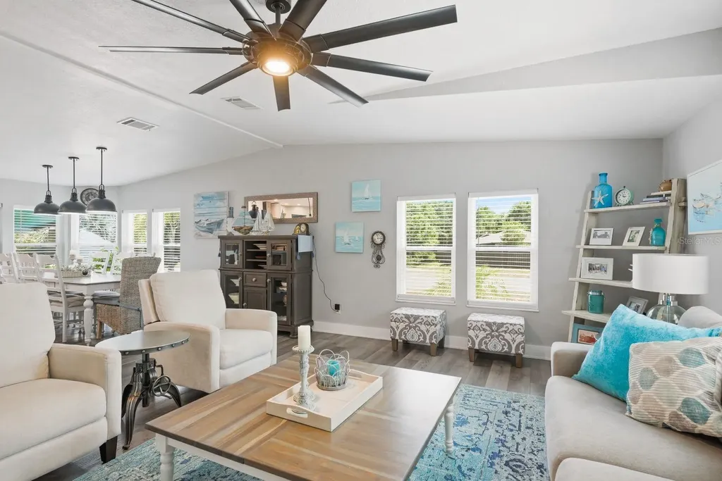 137 Lake Tarpon Drive Palm Harbor FL 34684