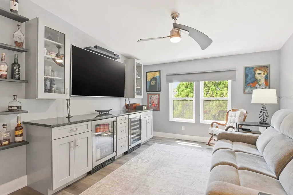 137 Lake Tarpon Drive Palm Harbor FL 34684