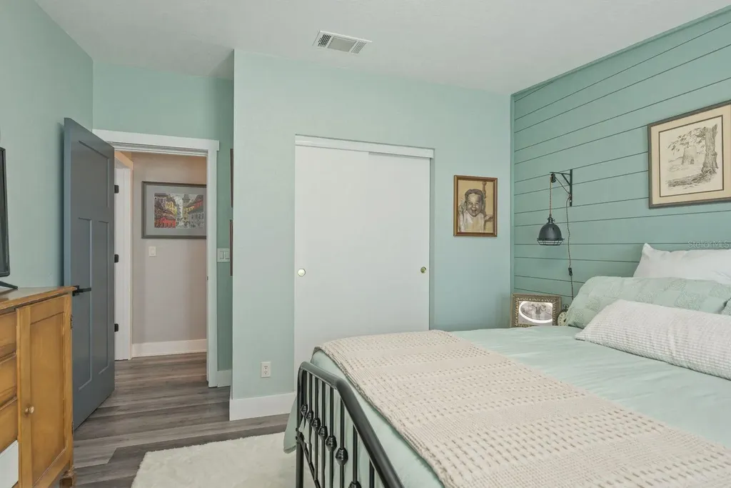 137 Lake Tarpon Drive Palm Harbor FL 34684