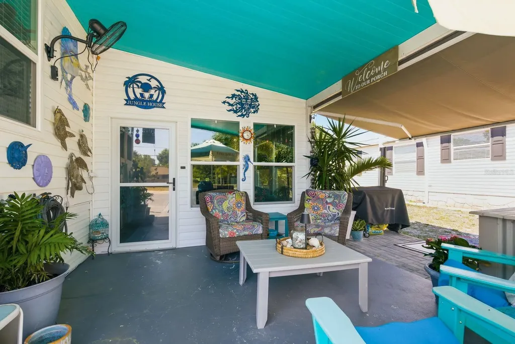 137 Lake Tarpon Drive Palm Harbor FL 34684
