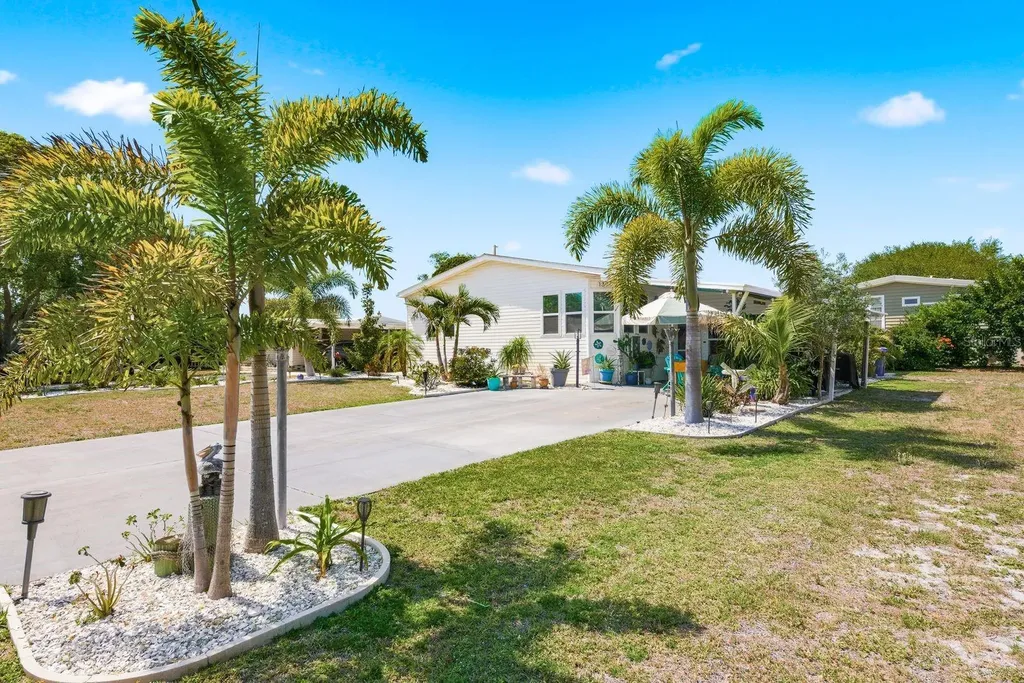 137 Lake Tarpon Drive Palm Harbor FL 34684