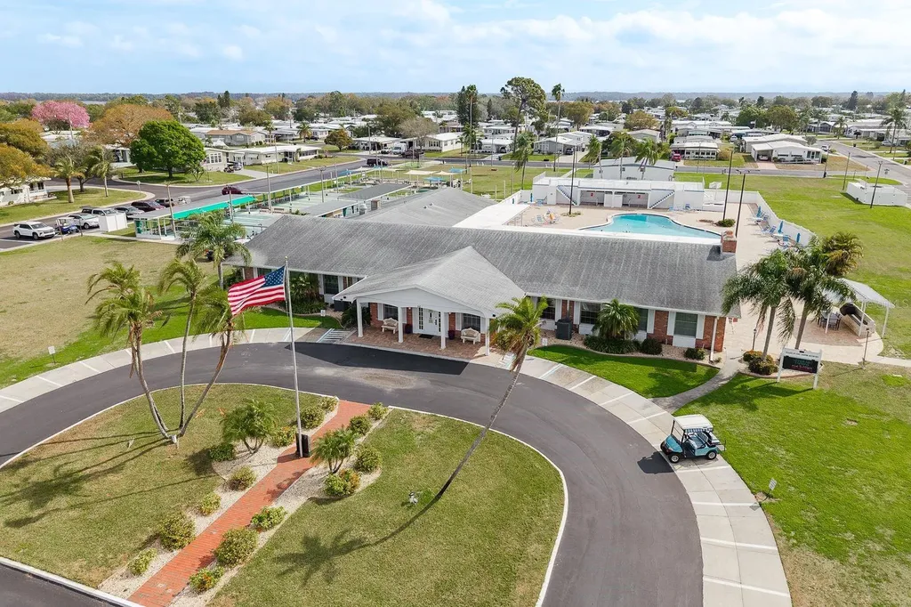 137 Lake Tarpon Drive Palm Harbor FL 34684