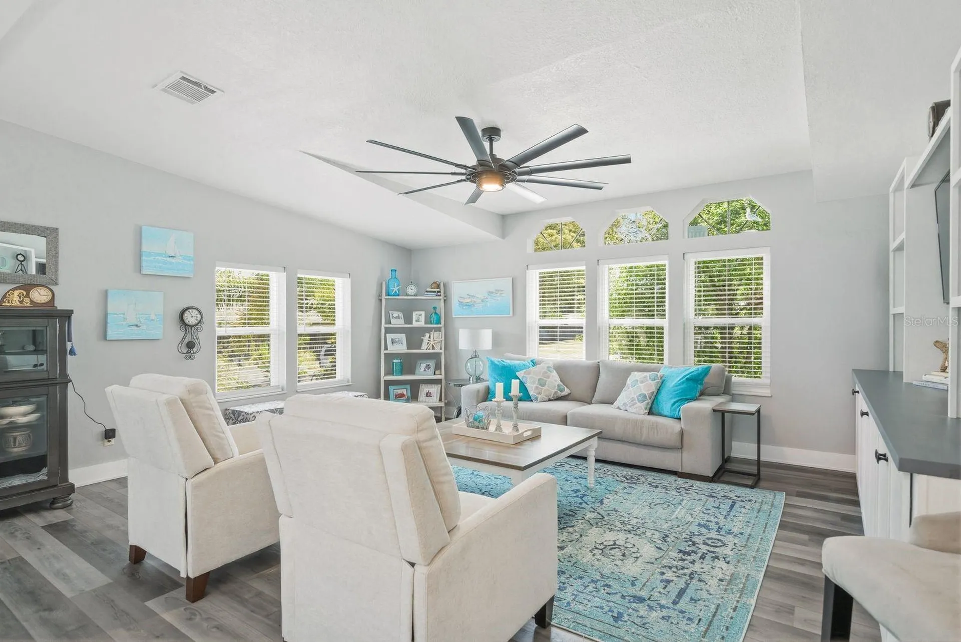 137 Lake Tarpon Drive Palm Harbor FL 34684