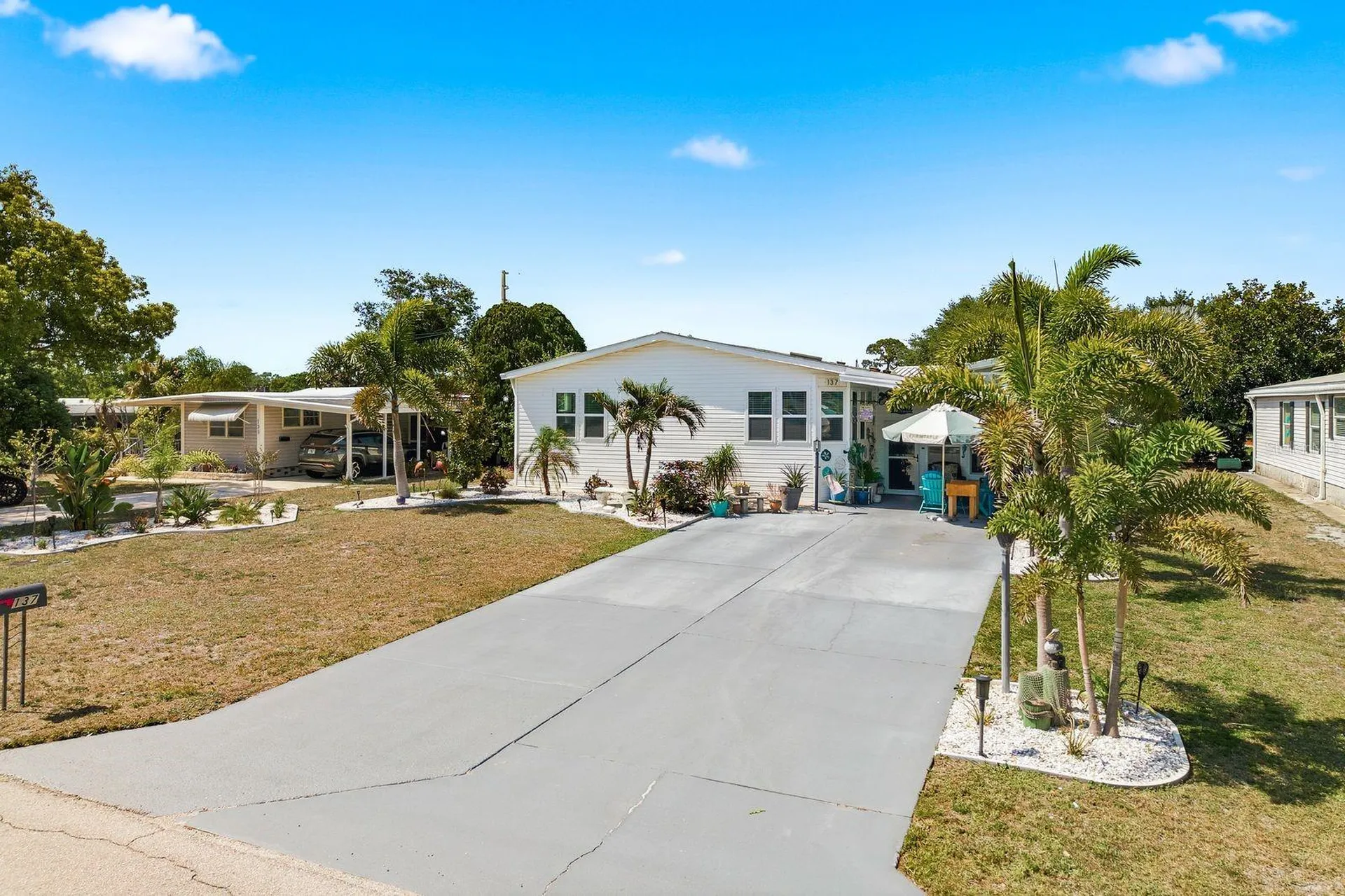 137 Lake Tarpon Drive Palm Harbor FL 34684