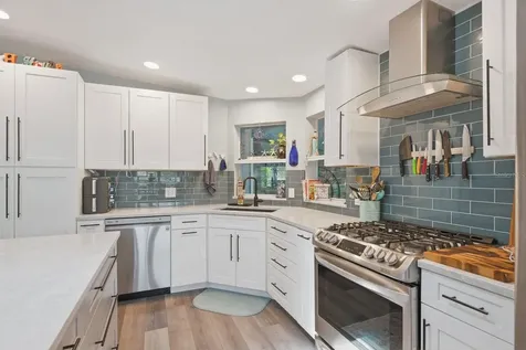 137 Lake Tarpon Drive Palm Harbor FL 34684