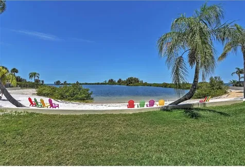 5915 Sea Ranch Drive Hudson FL 34667