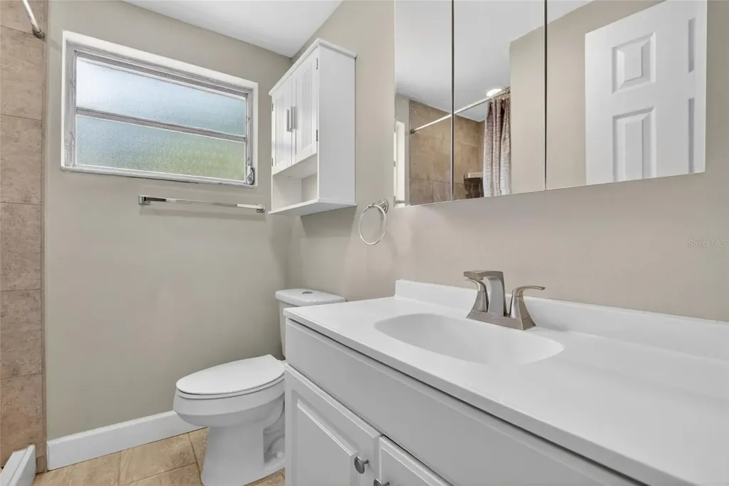 3301 W Woodlawn Avenue Tampa FL 33607