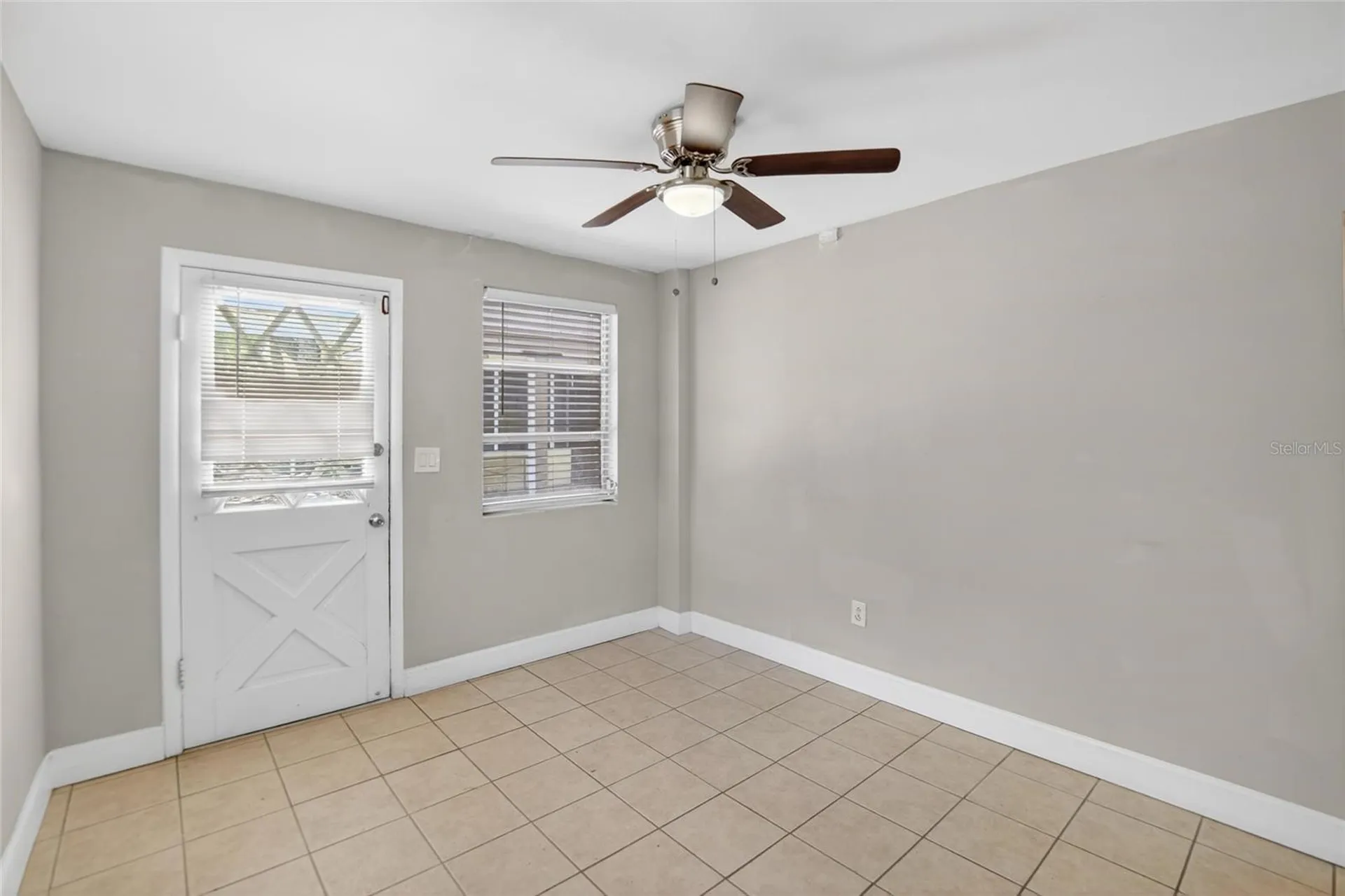 3301 W Woodlawn Avenue Tampa FL 33607