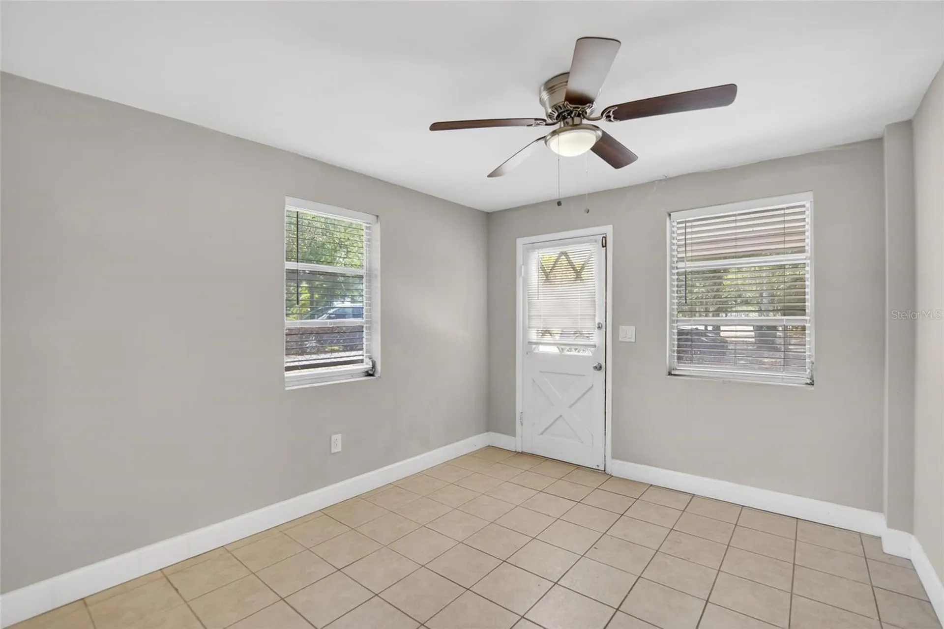 3301 W Woodlawn Avenue Tampa FL 33607
