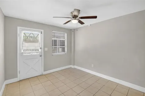 3301 W Woodlawn Avenue Tampa FL 33607