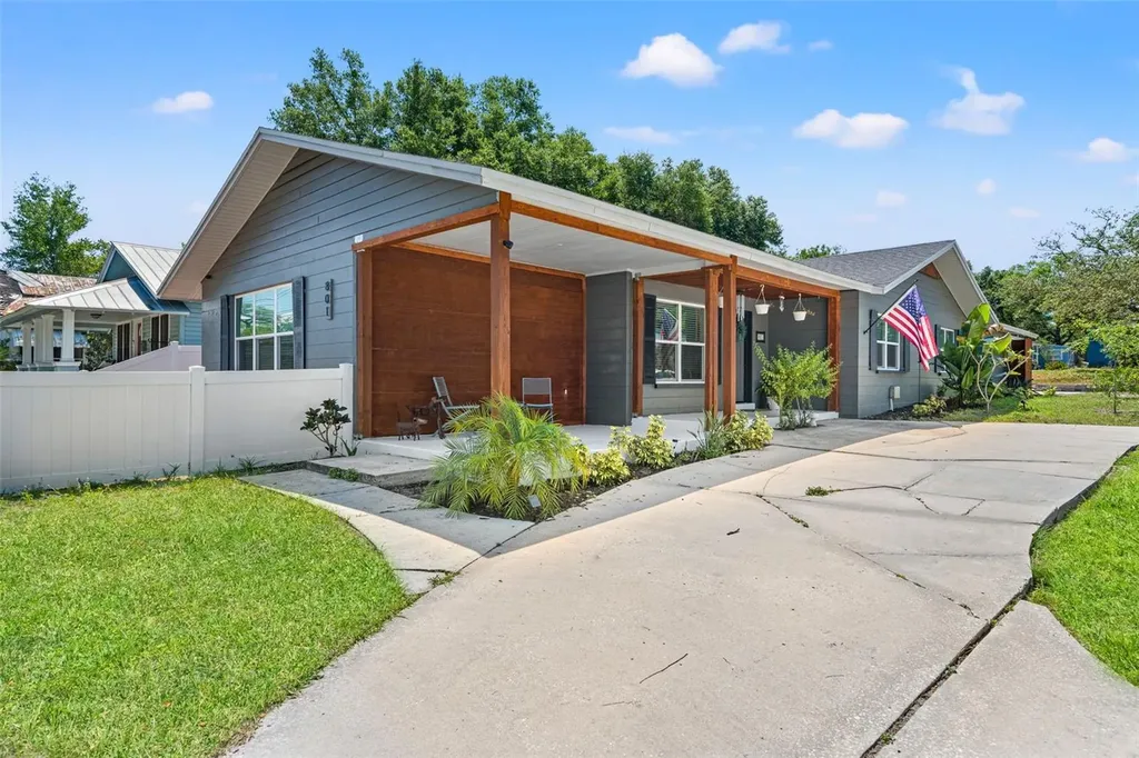801 E Hanlon Street Tampa FL 33604
