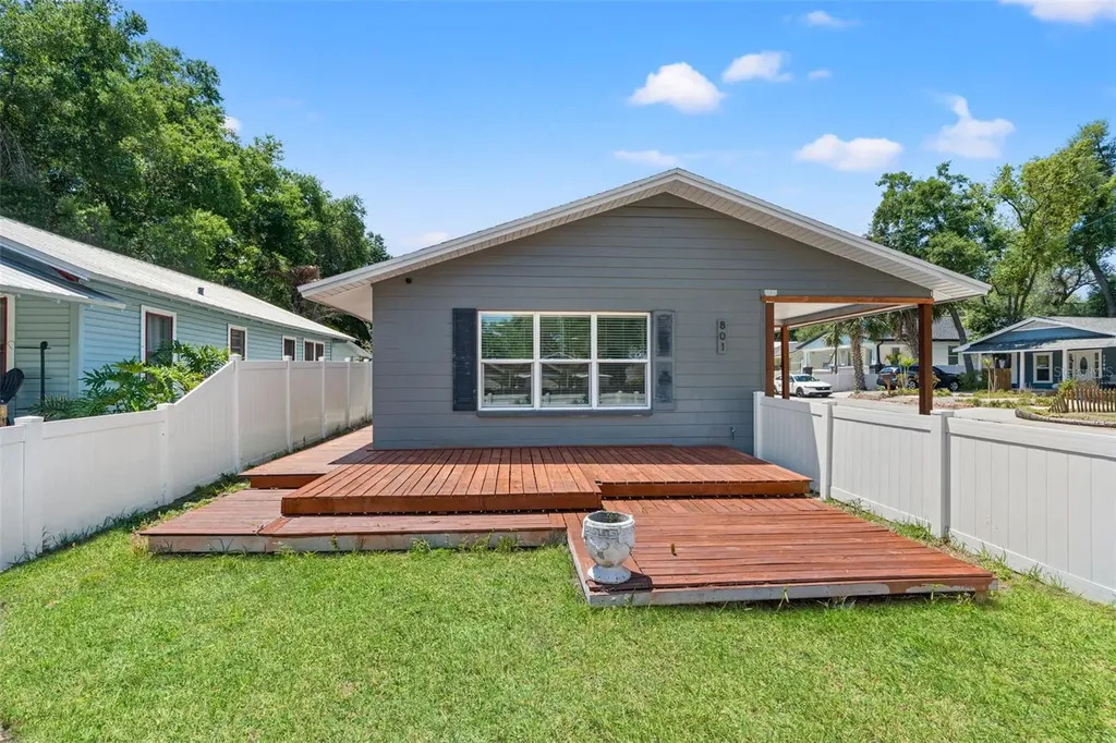 801 E Hanlon Street Tampa FL 33604