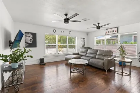 801 E Hanlon Street Tampa FL 33604