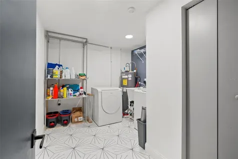 801 E Hanlon Street Tampa FL 33604