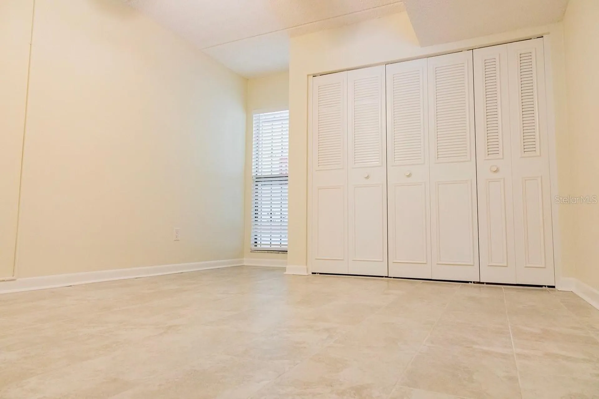 208 Lake Howard Drive NW Winter Haven FL 33880