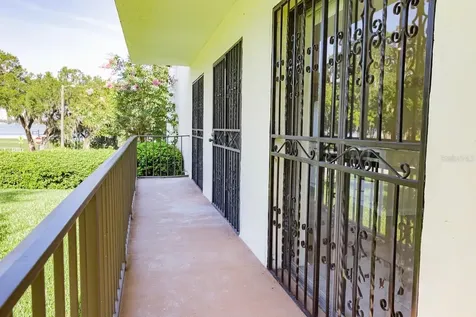 208 Lake Howard Drive NW Winter Haven FL 33880