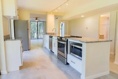 208 Lake Howard Drive NW Winter Haven FL 33880