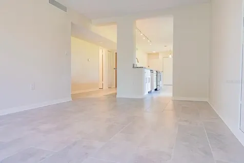 208 Lake Howard Drive NW Winter Haven FL 33880