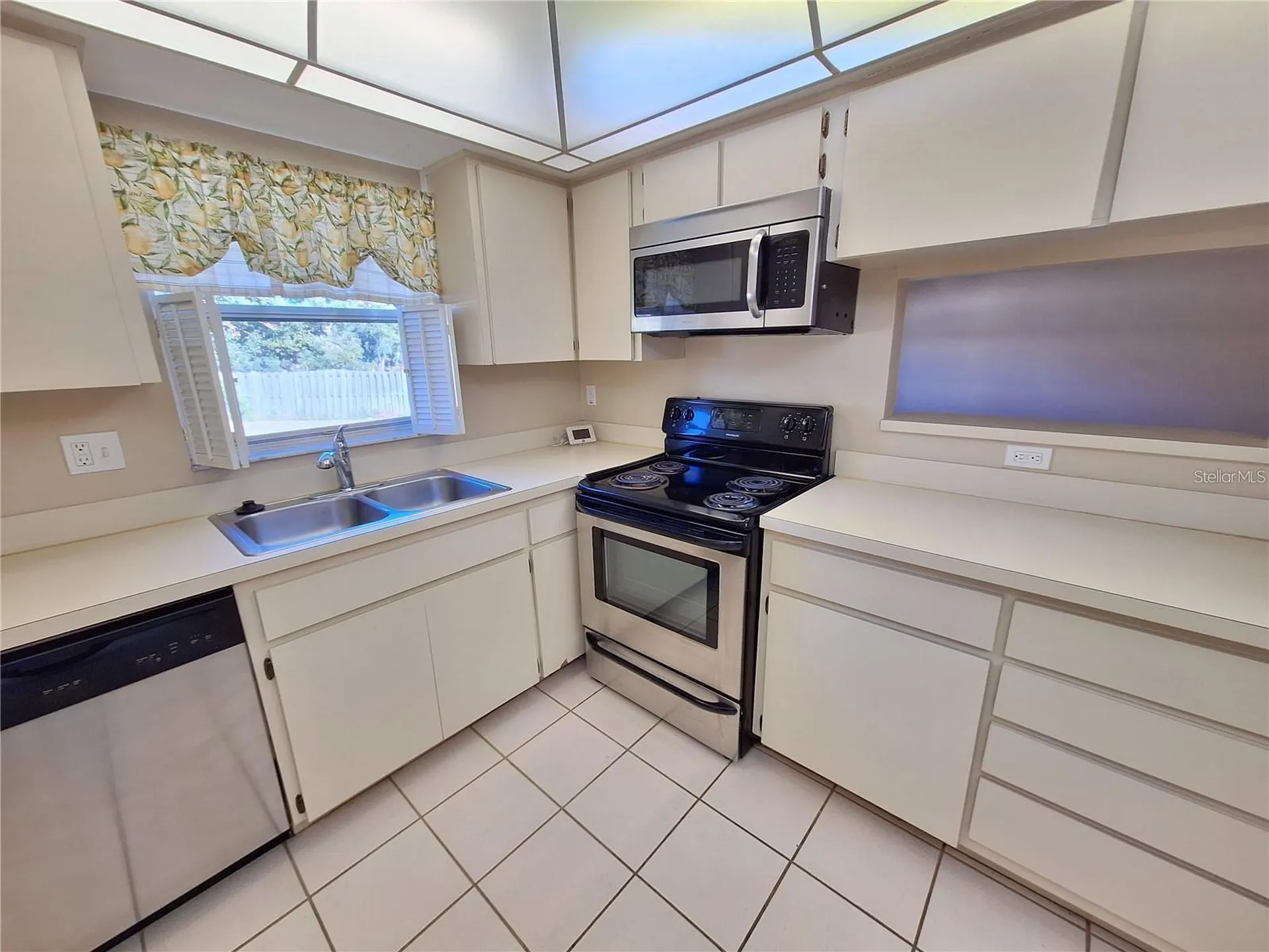 3462 Maclaren Drive Palm Harbor FL 34684