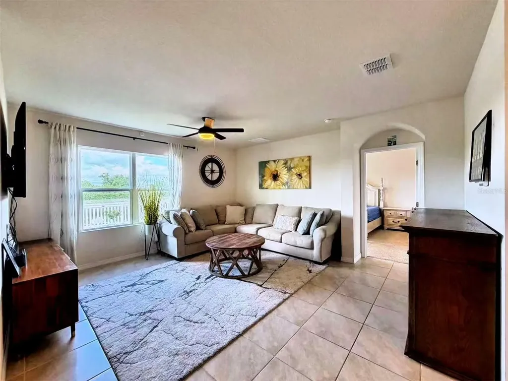 5567 Siltstone Street Lakeland FL 33811