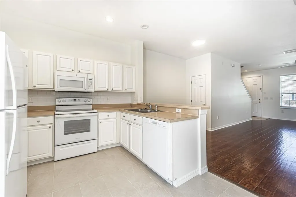 11676 Declaration Drive Tampa FL 33635