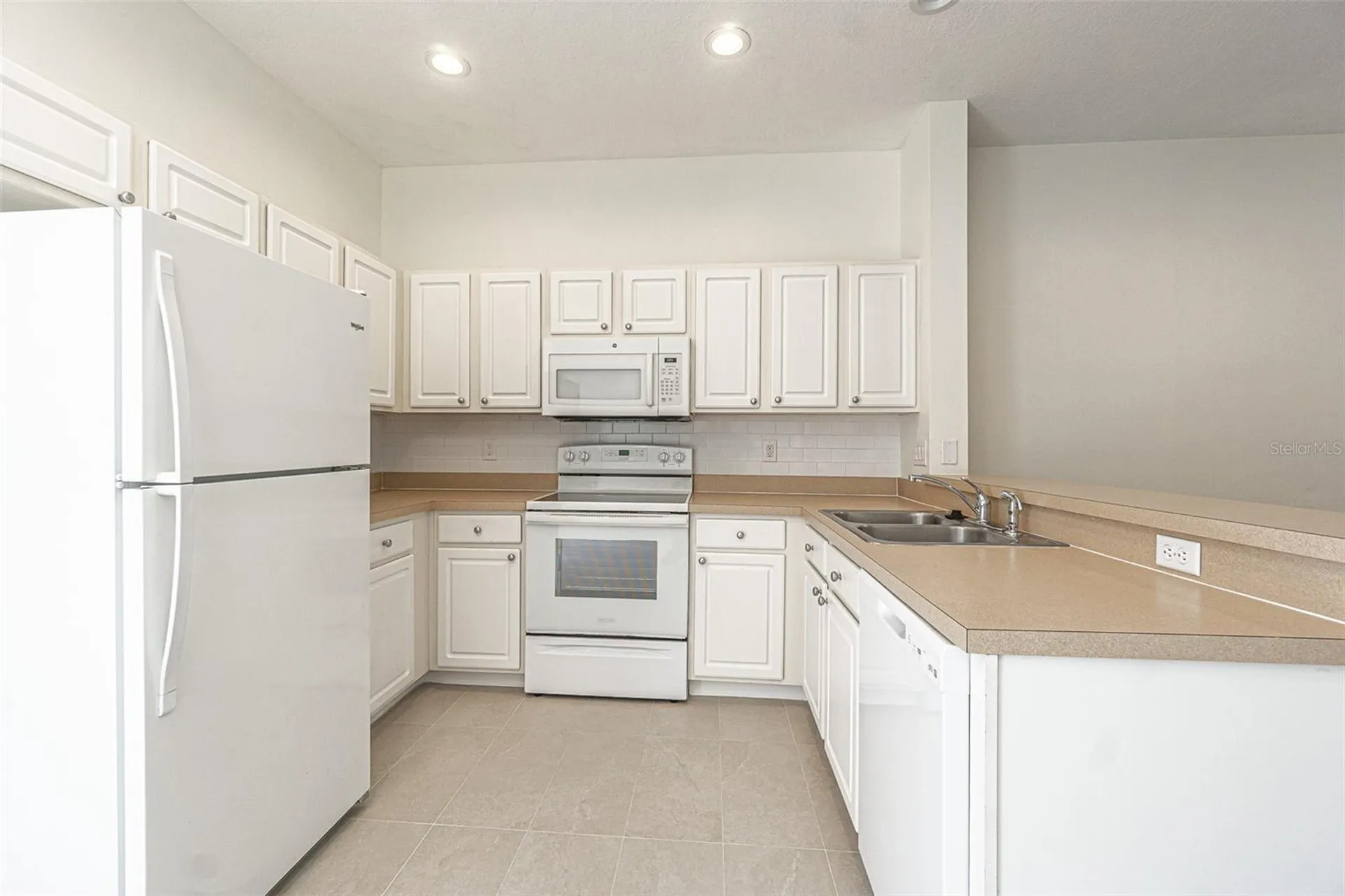 11676 Declaration Drive Tampa FL 33635