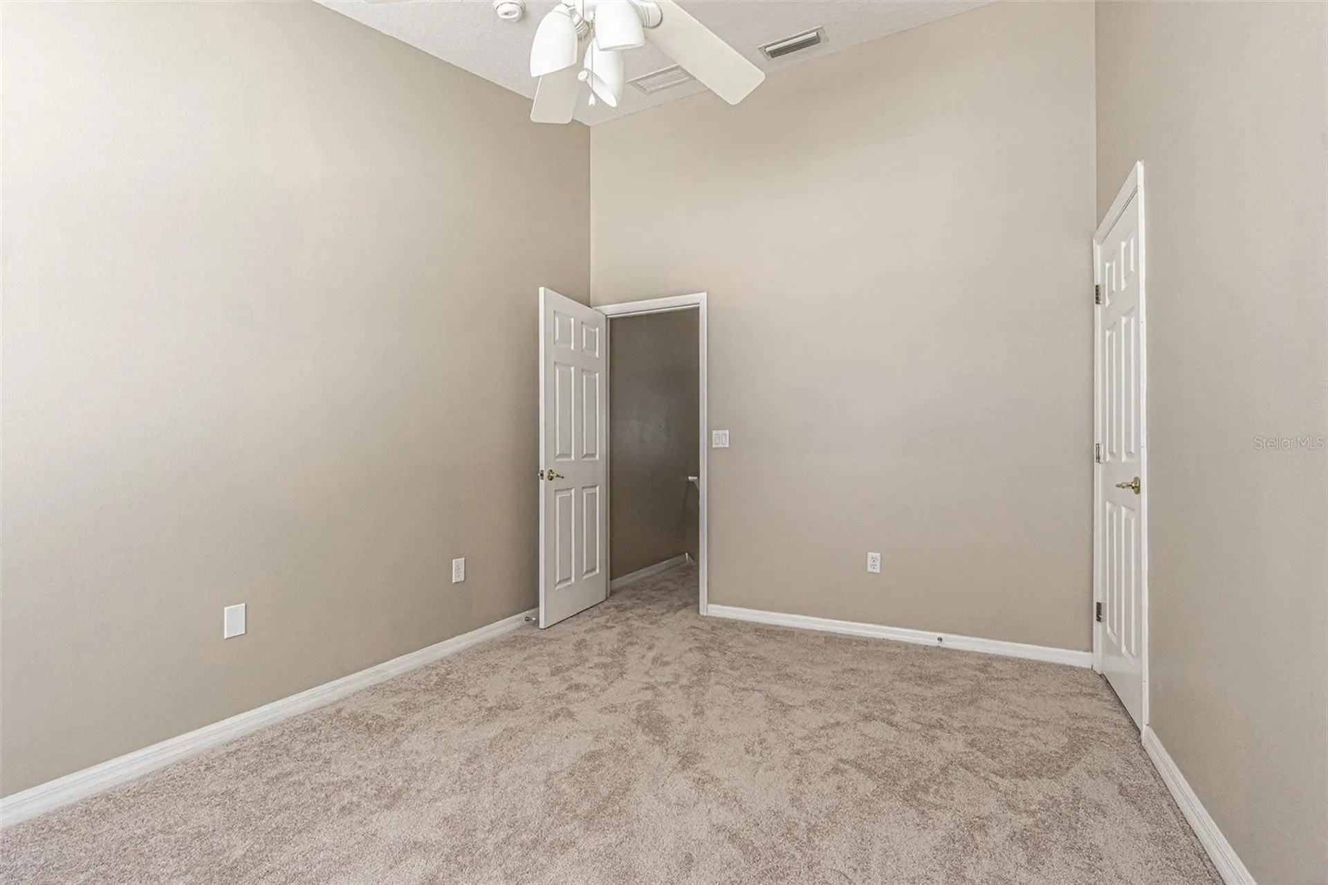 11676 Declaration Drive Tampa FL 33635