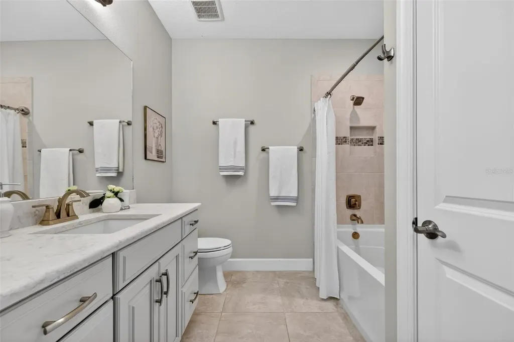 5238 Morey Farms Loop Palmetto FL 34221