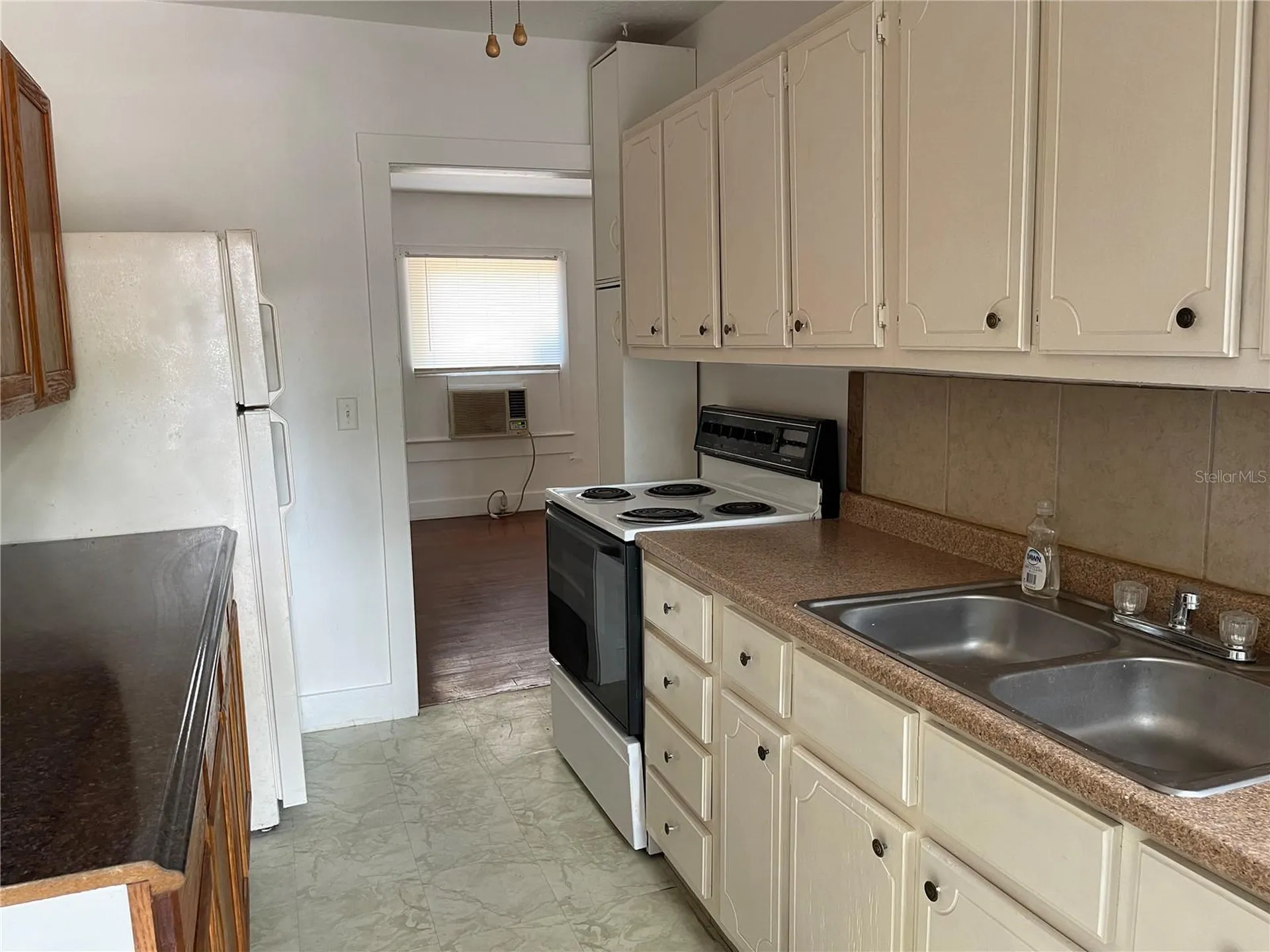 111 Stewart Avenue Deland FL 32720