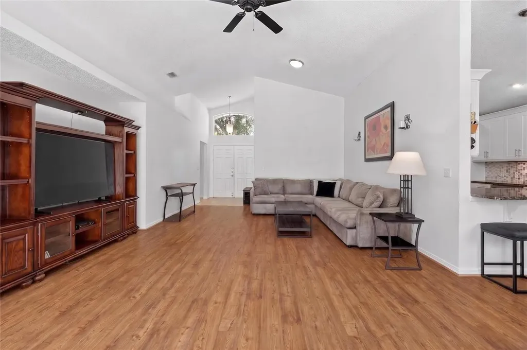 2272 Mallory Circle Circle Haines City FL 33844