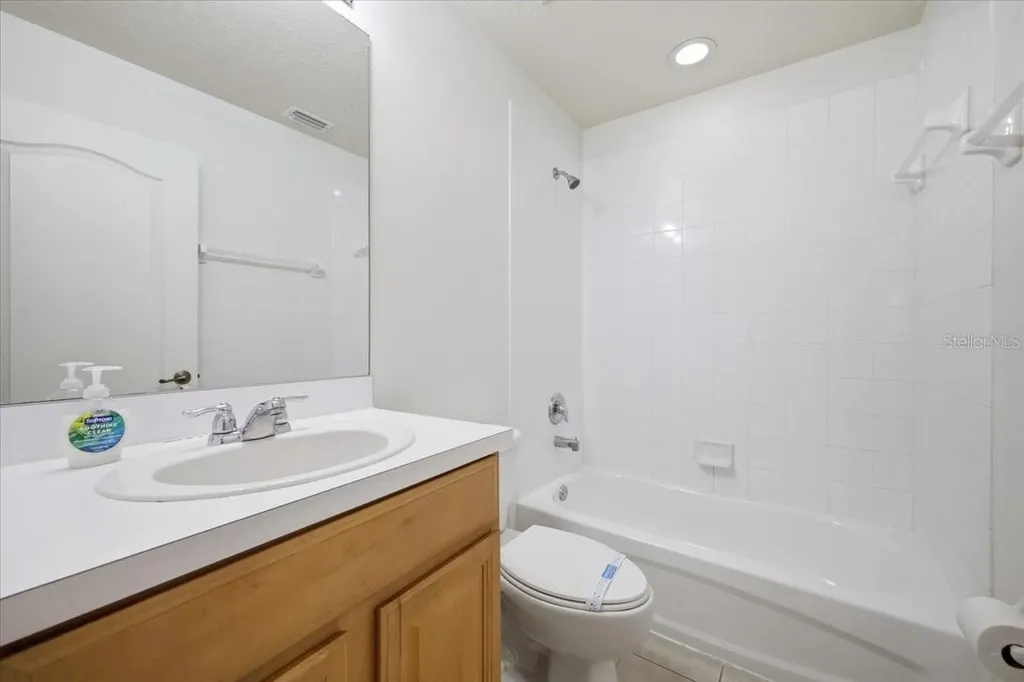 233 Cape Harbour Loop Bradenton FL 34212