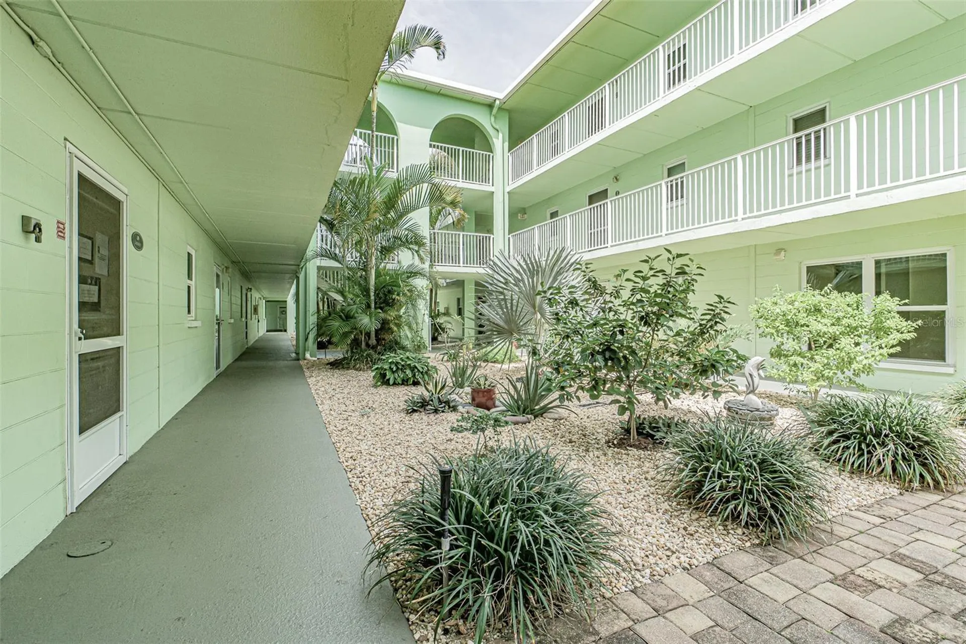 464 Paula Drive N Dunedin FL 34698