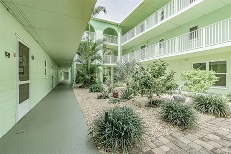 464 Paula Drive N Dunedin FL 34698
