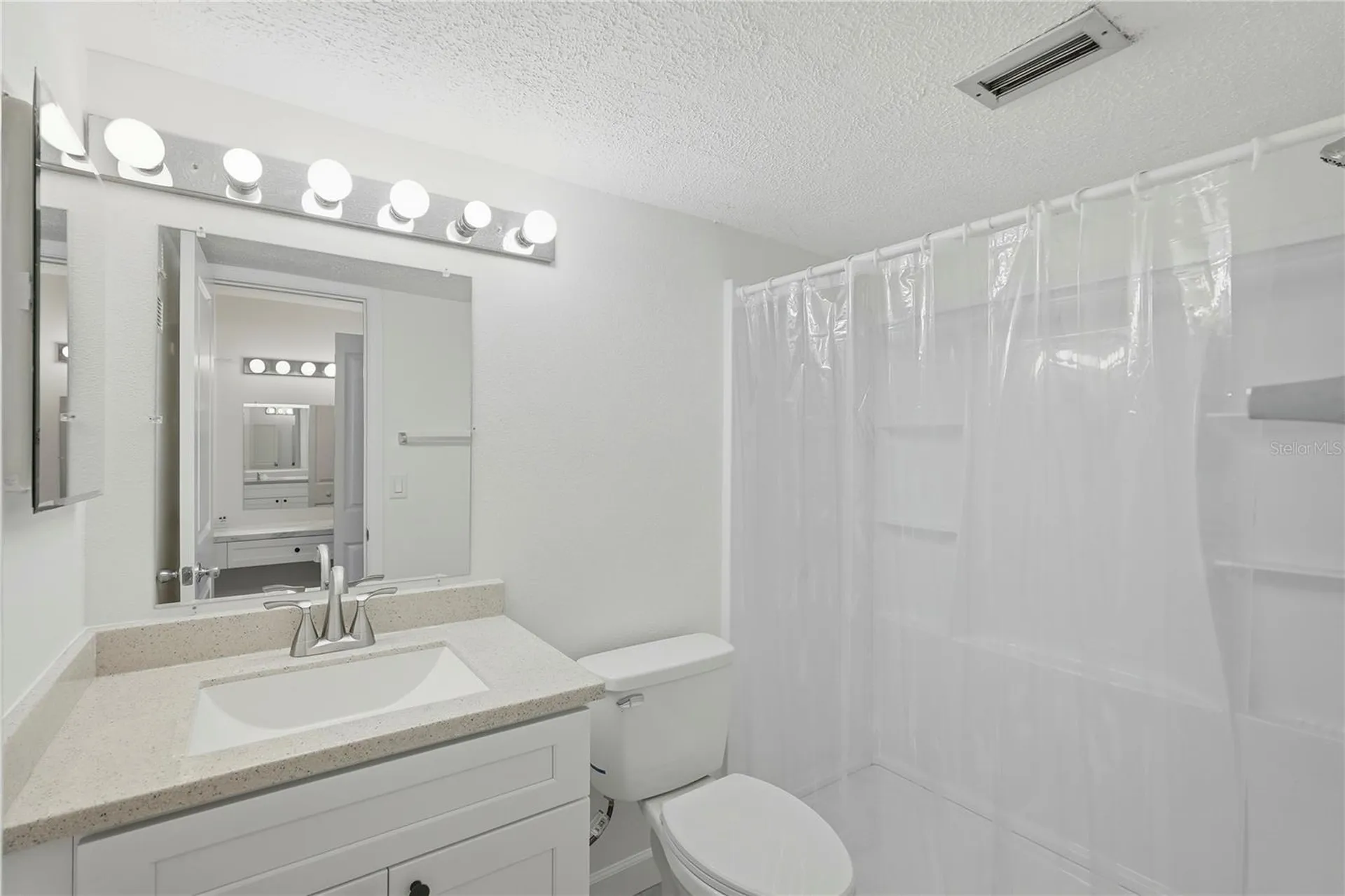 724 115 Avenue N St Petersburg FL 33716