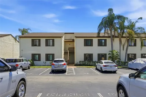 724 115 Avenue N St Petersburg FL 33716