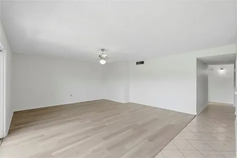 724 115 Avenue N St Petersburg FL 33716
