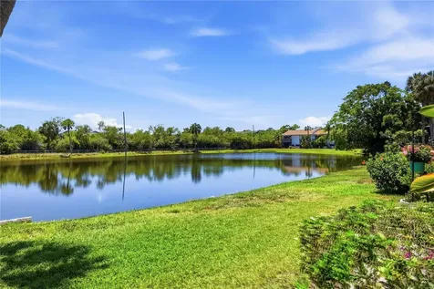 724 115 Avenue N St Petersburg FL 33716