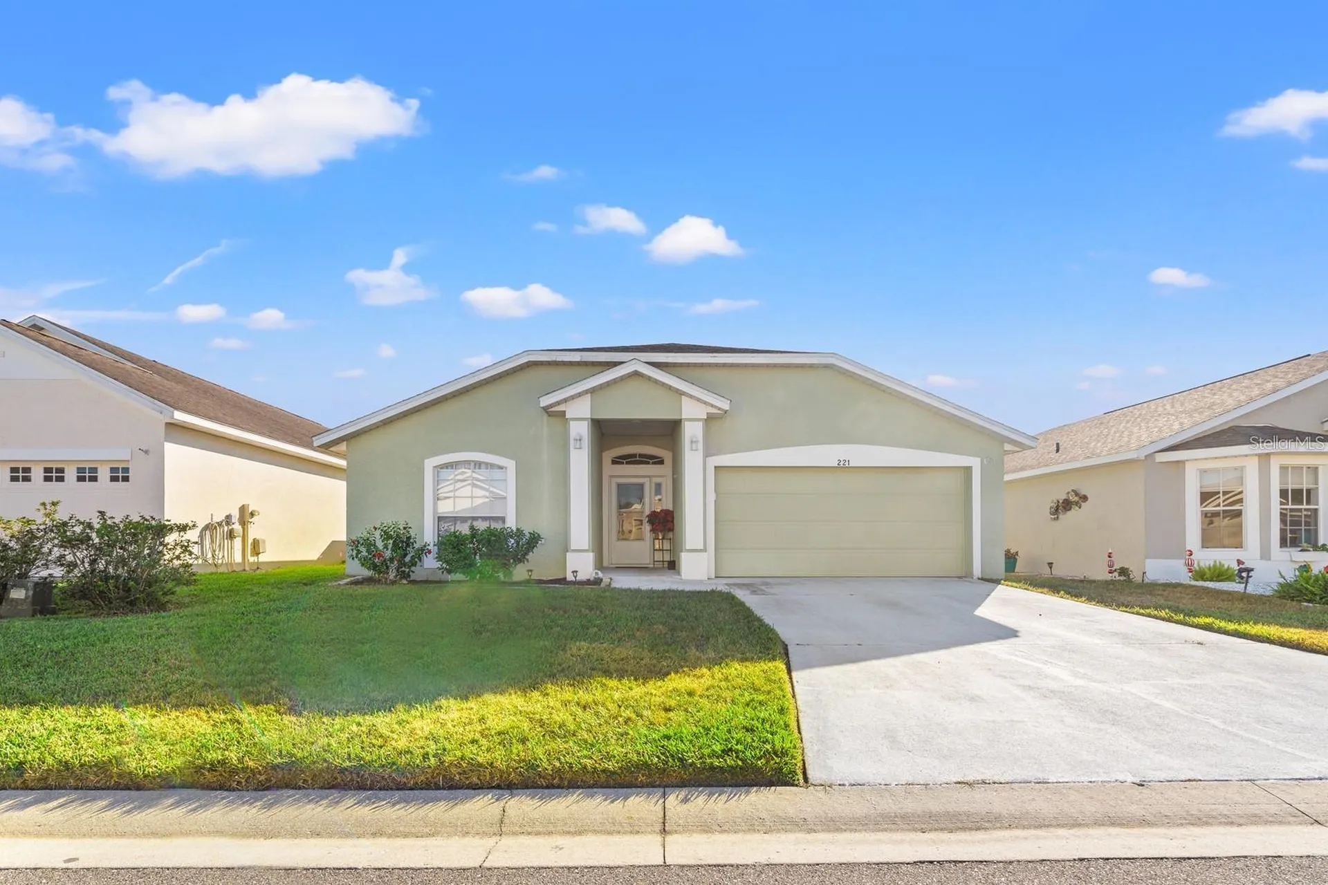 221 Prather Drive Davenport FL 33837