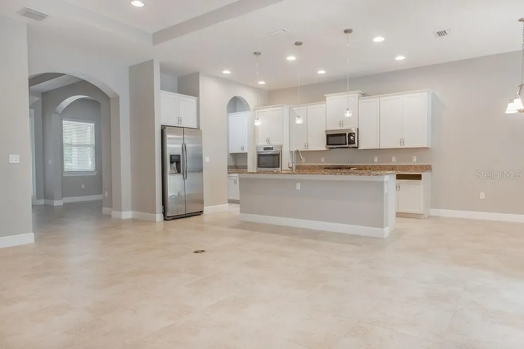 906 Victoria Hills Drive S Deland FL 32724