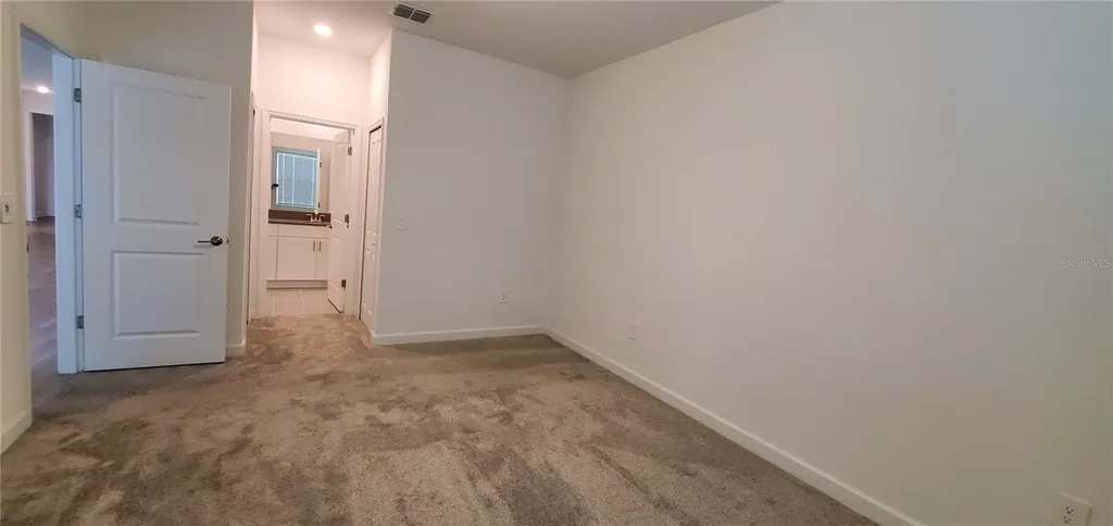 1743 Good Neighbor Loop Kissimmee FL 34744