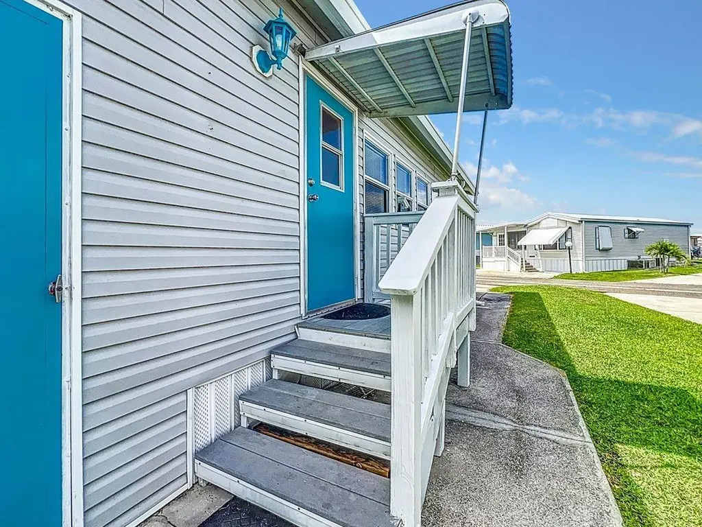3333 26th Avenue E Bradenton FL 34208