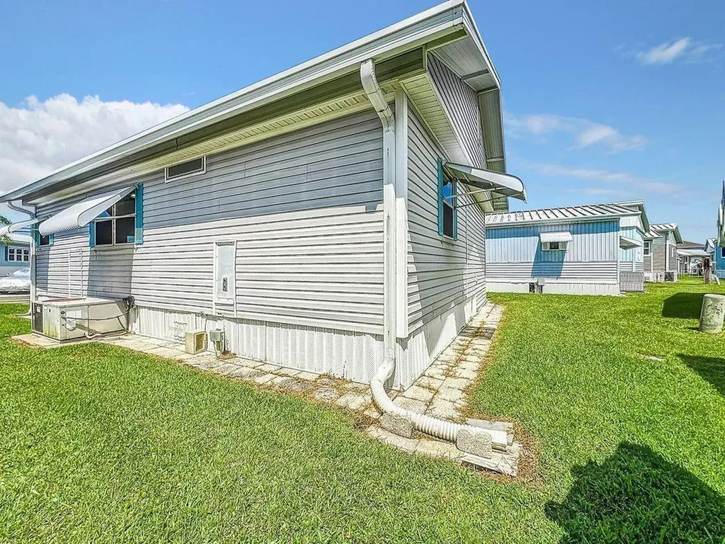 3333 26th Avenue E Bradenton FL 34208