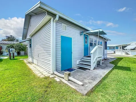 3333 26th Avenue E Bradenton FL 34208
