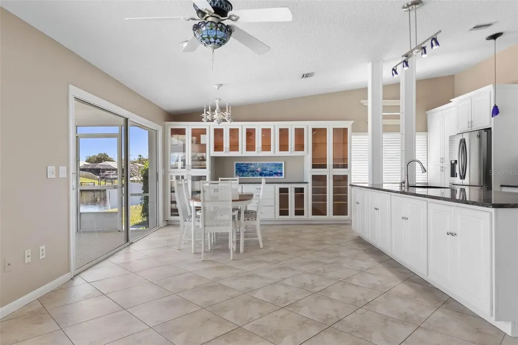 21 Crescent Court S Palm Coast FL 32137