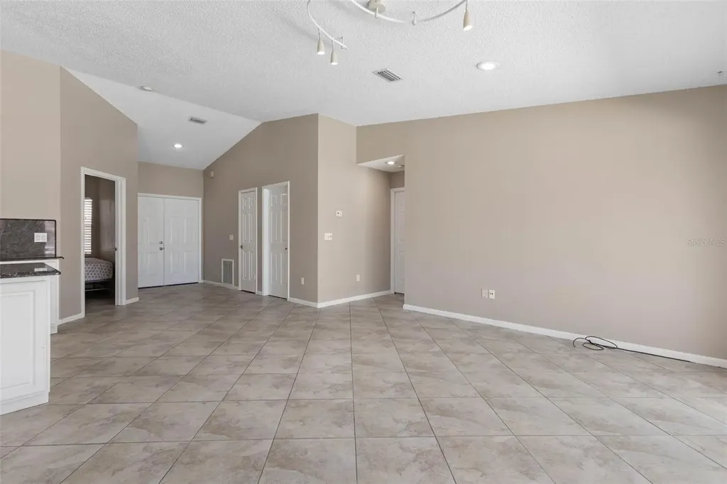 21 Crescent Court S Palm Coast FL 32137